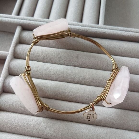 Bourbon & bowties pink stones bangle - Picture 2 of 8